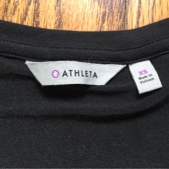 NWT Athleta Black Threadlight relaxed fit shirt.  Size XS - Picture 6 of 9